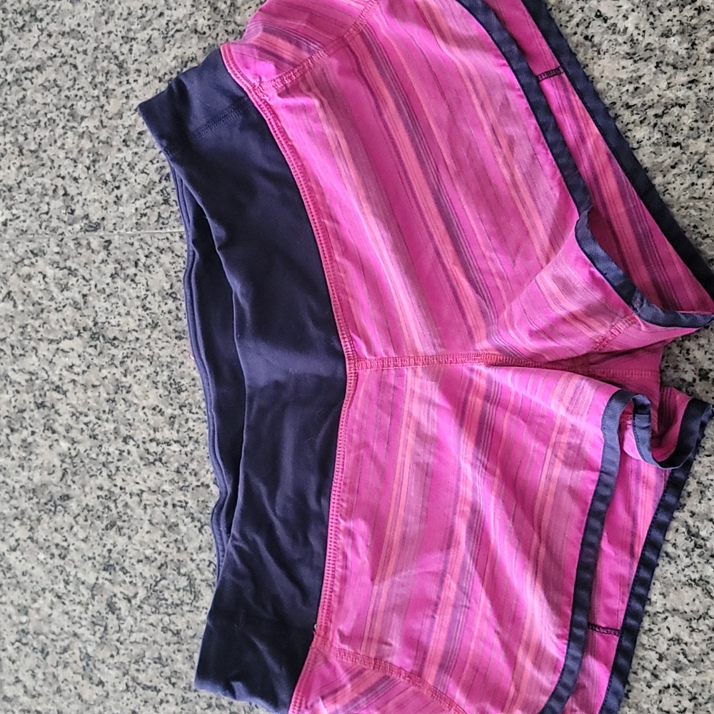 Lululemon speed shorts size 6